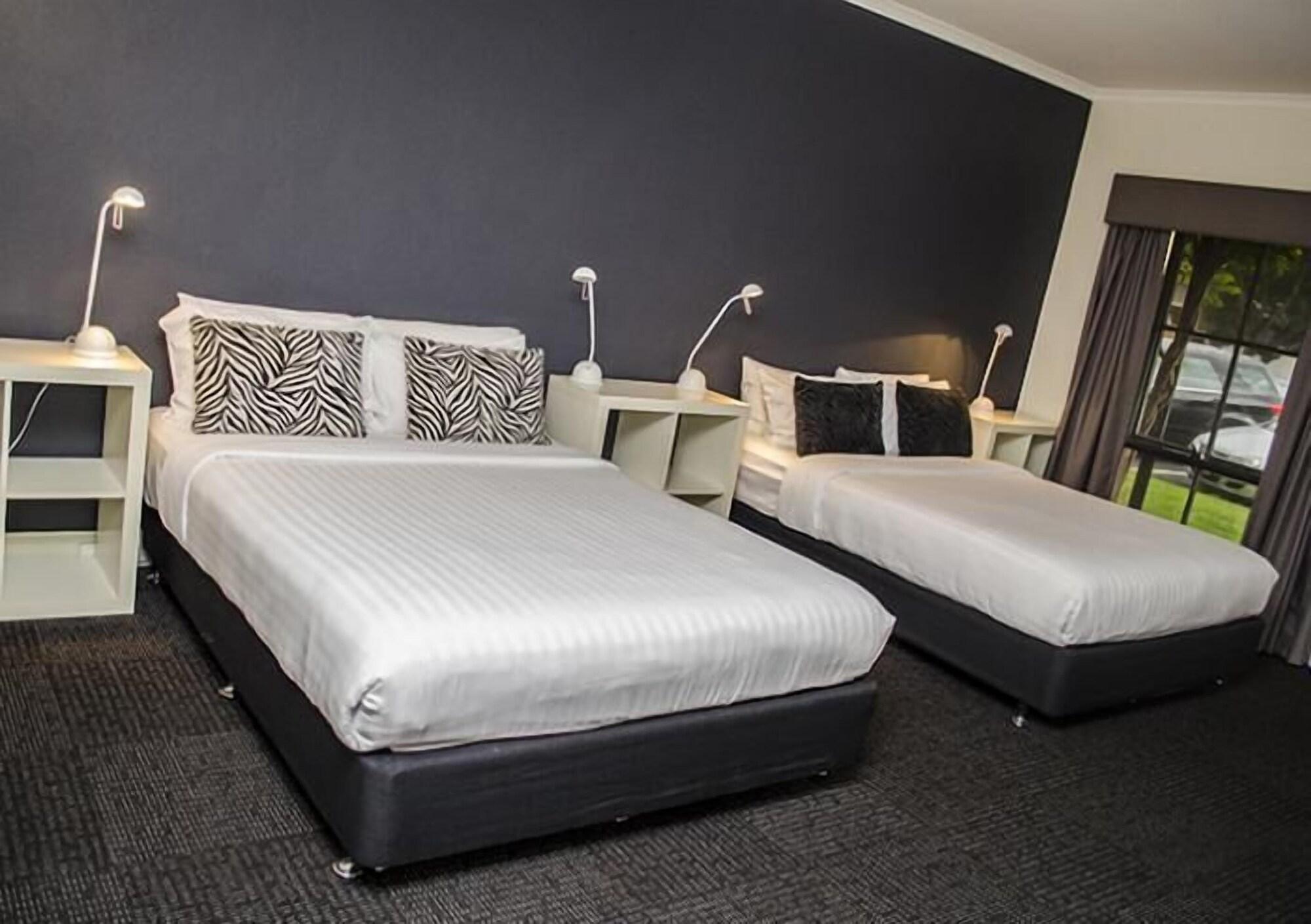 Caledonian Hotel Motel Echuca Extérieur photo