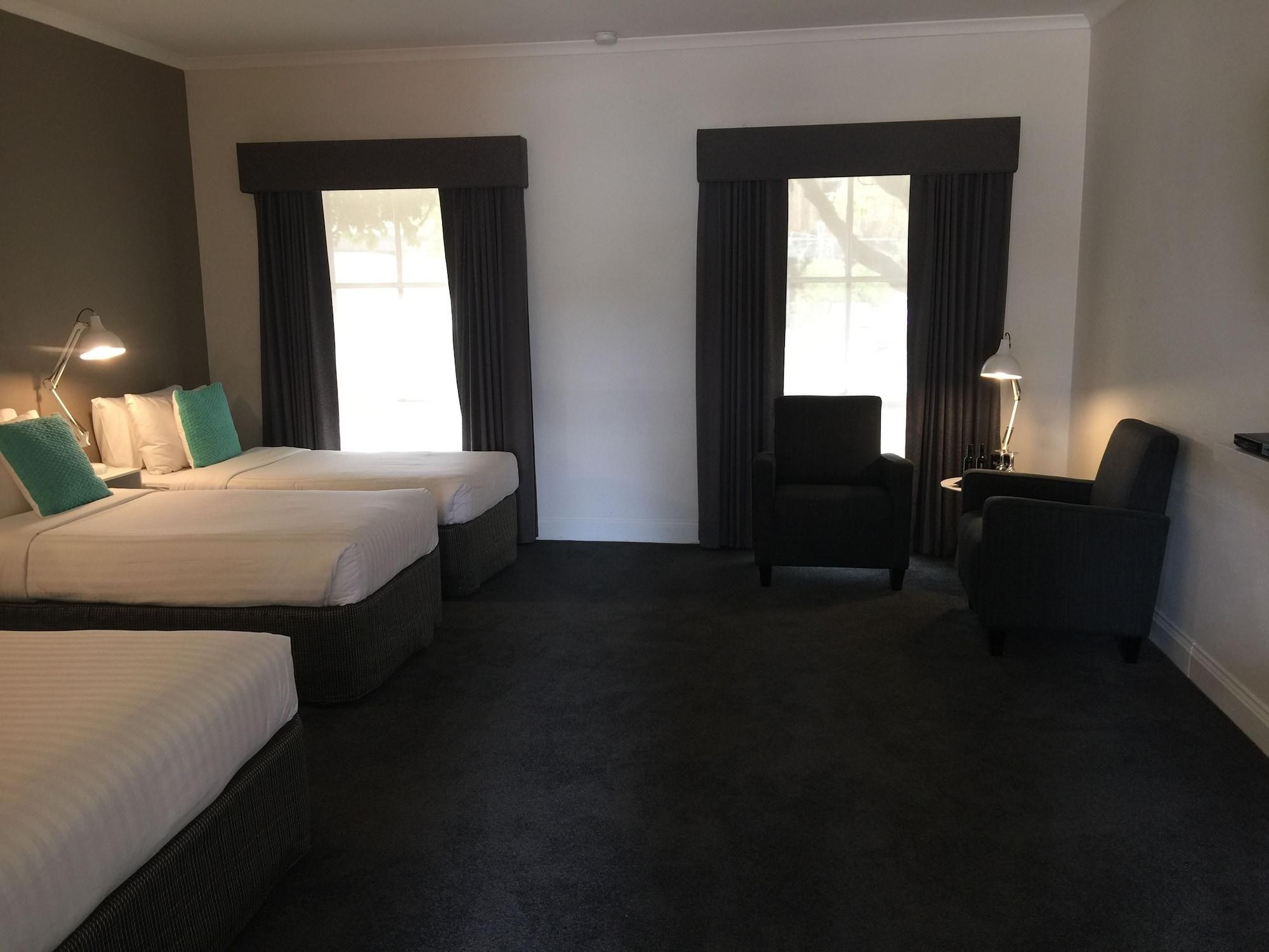 Caledonian Hotel Motel Echuca Extérieur photo