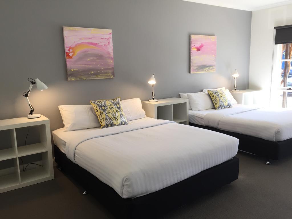 Caledonian Hotel Motel Echuca Chambre photo