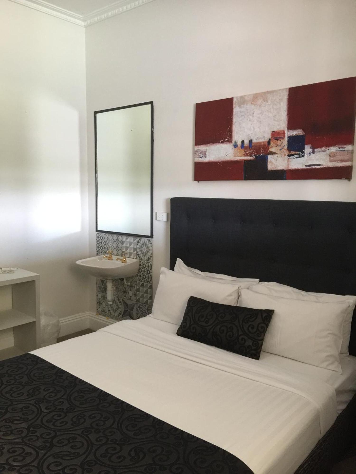 Caledonian Hotel Motel Echuca Extérieur photo